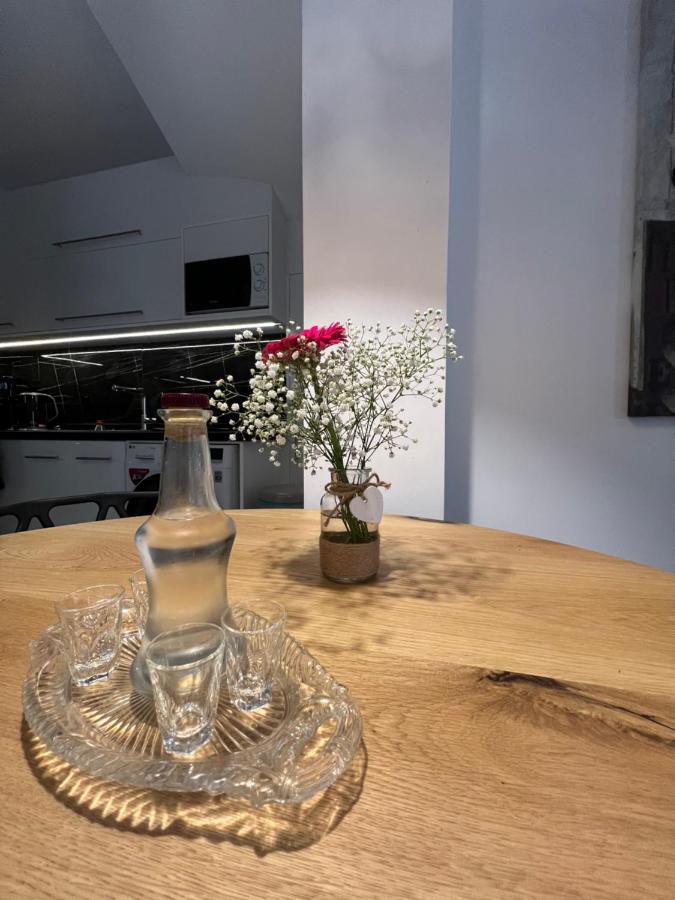 Modern Apartment Close To Airport With Gym And Bbq Heraklion  ภายนอก รูปภาพ